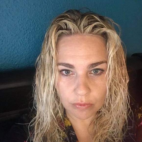 hollywarren_